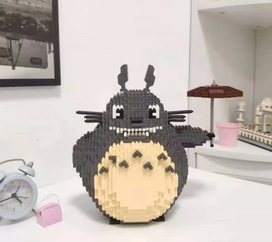 TOTORO WITH UMBRELLA Building Block